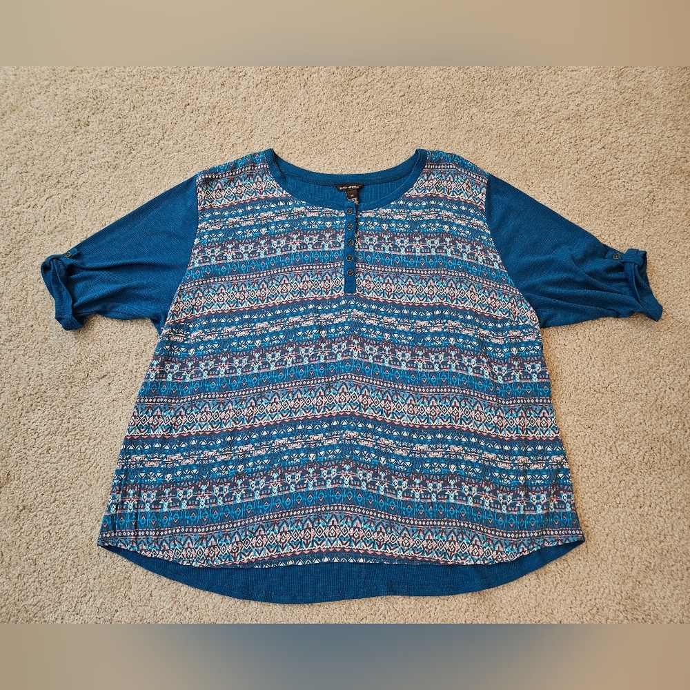 Bit & Bridle Women's Size 3x Teal and White Aztec Patterned Blouse - Picture 1 of 12